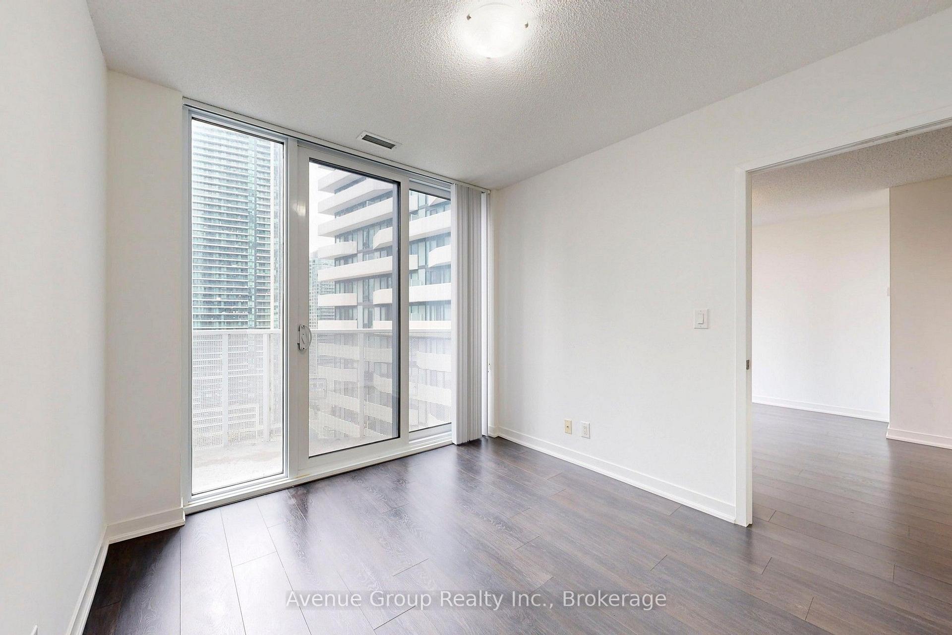Photo 21 of Unit 1705, 100 Harbour Street, Toronto, Waterfront Communities — HOMEH