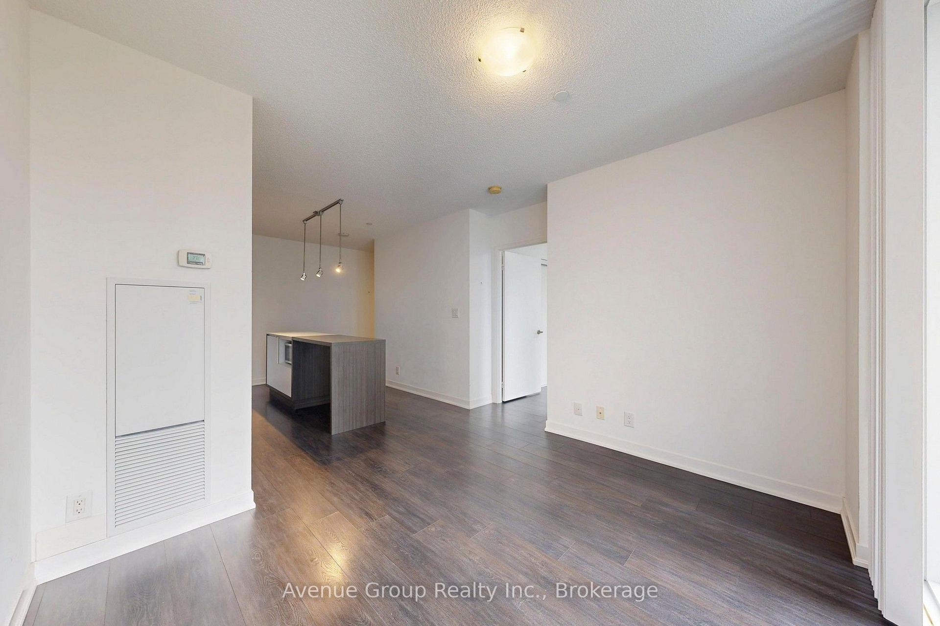 Photo 30 of Unit 1705, 100 Harbour Street, Toronto, Waterfront Communities — HOMEH