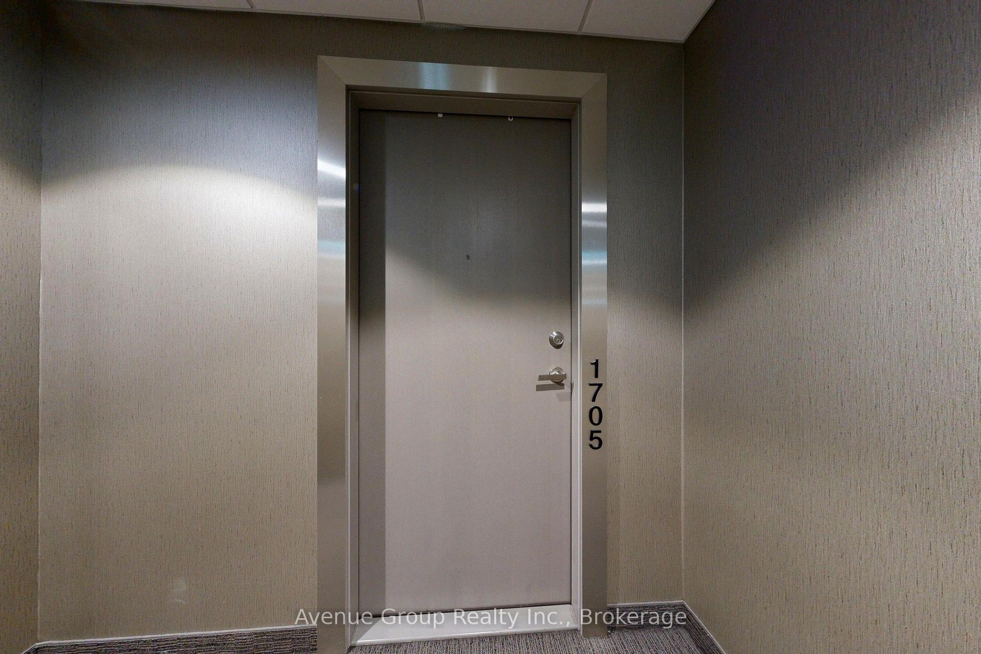 Photo 38 of Unit 1705, 100 Harbour Street, Toronto, Waterfront Communities — HOMEH