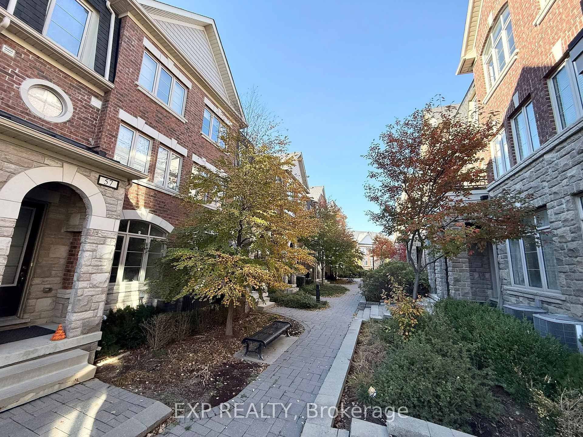 Photo 4 of Unit 58, 1331 Major Mackenzie Drive, Vaughan, Patterson — HOMEH