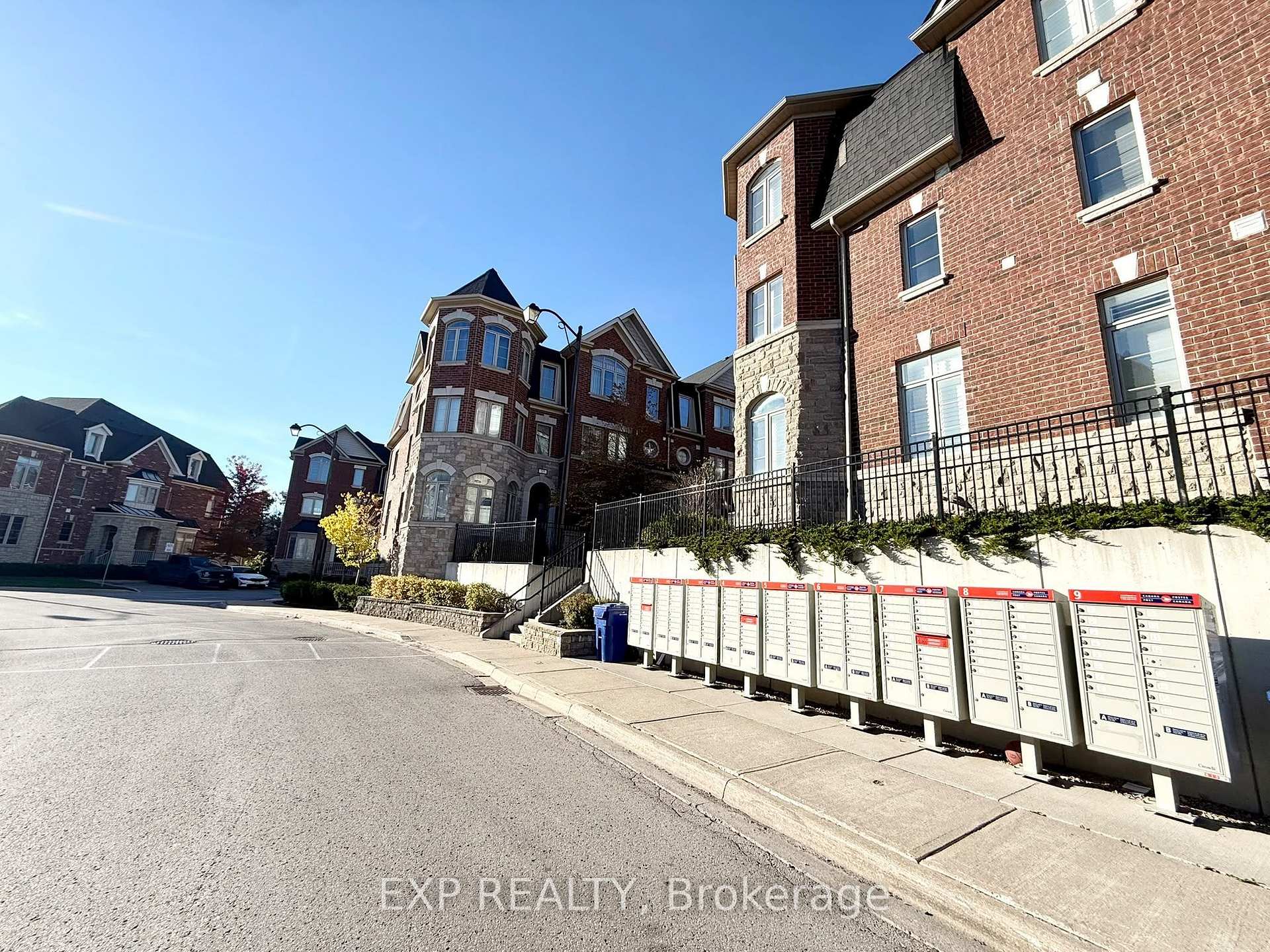 Photo 40 of Unit 58, 1331 Major Mackenzie Drive, Vaughan, Patterson — HOMEH