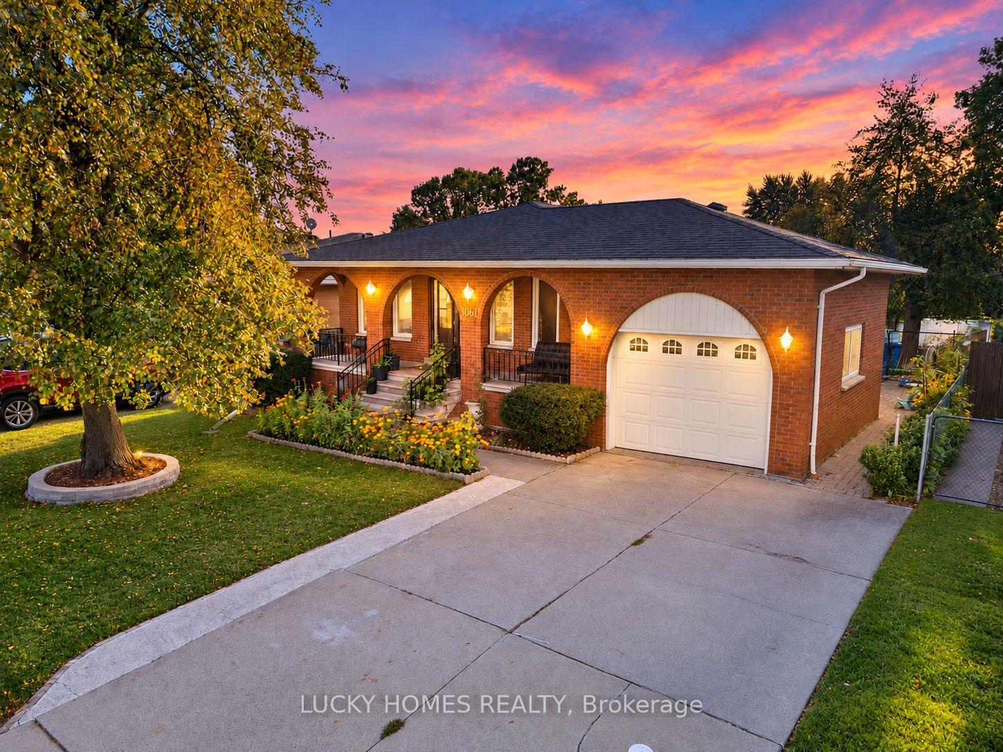 Photo 4 of 3061 Lloyd George Boulevard, Windsor, Fontainbleu — HOMEH