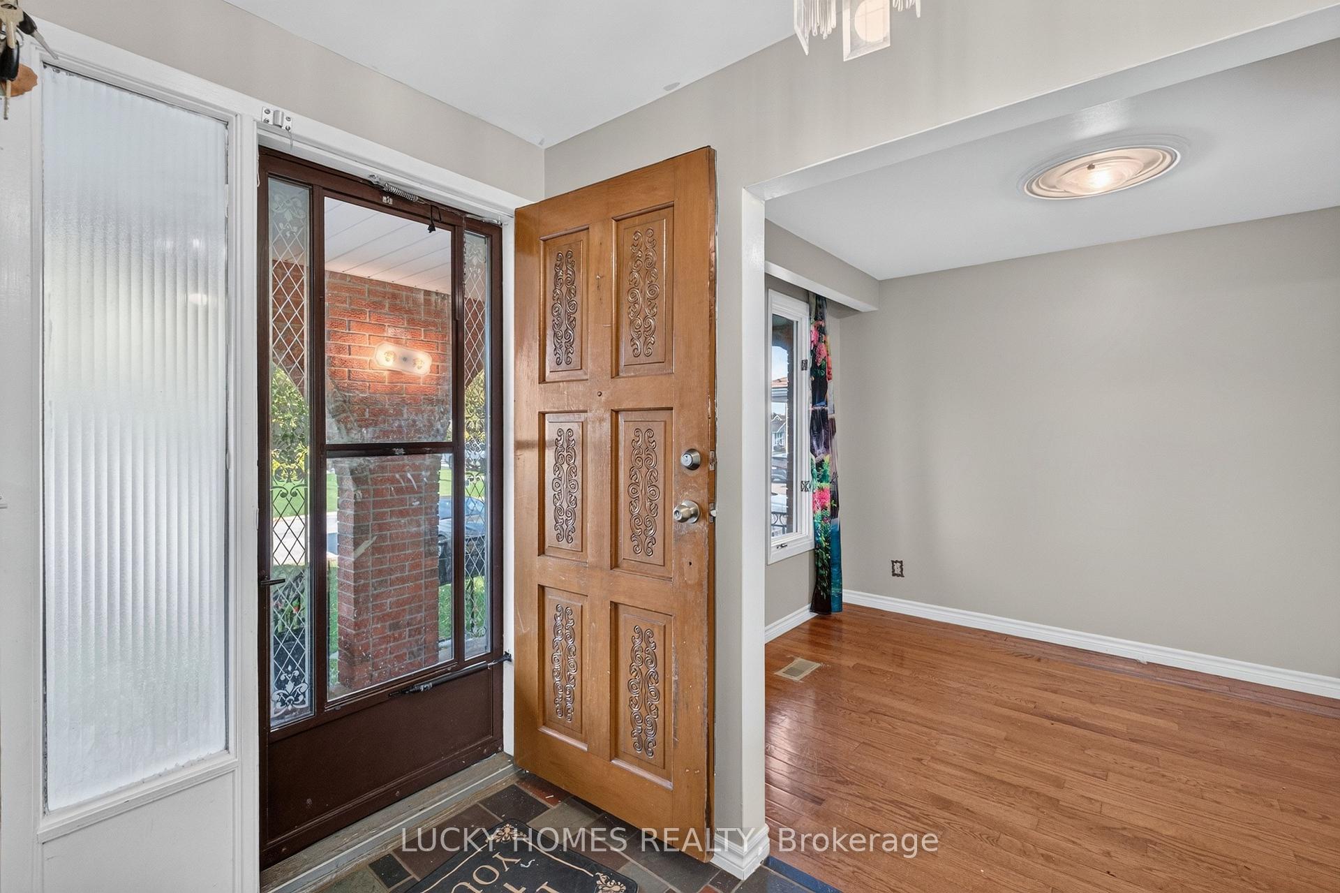 Photo 12 of 3061 Lloyd George Boulevard, Windsor, Fontainbleu — HOMEH
