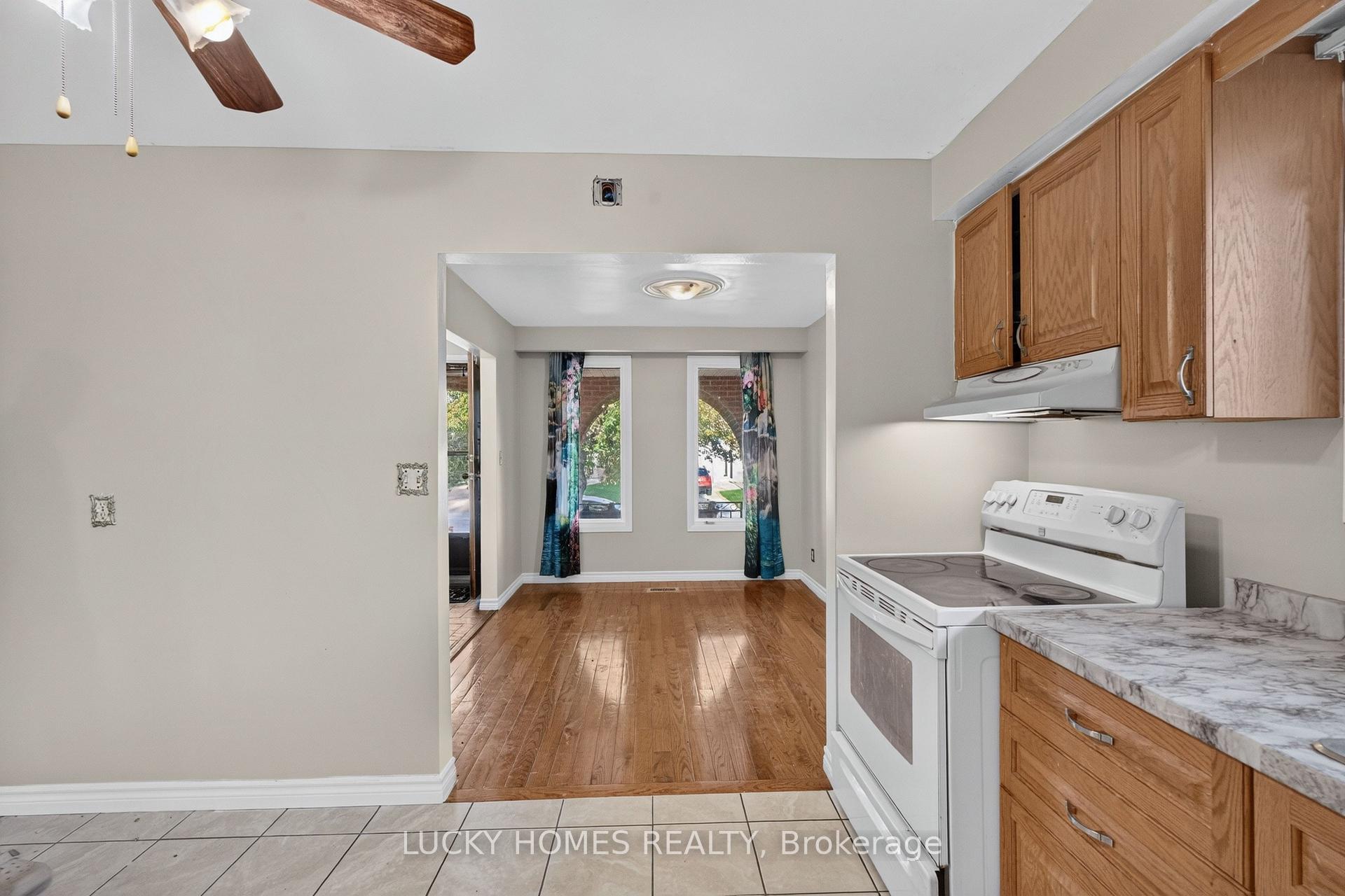 Photo 19 of 3061 Lloyd George Boulevard, Windsor, Fontainbleu — HOMEH