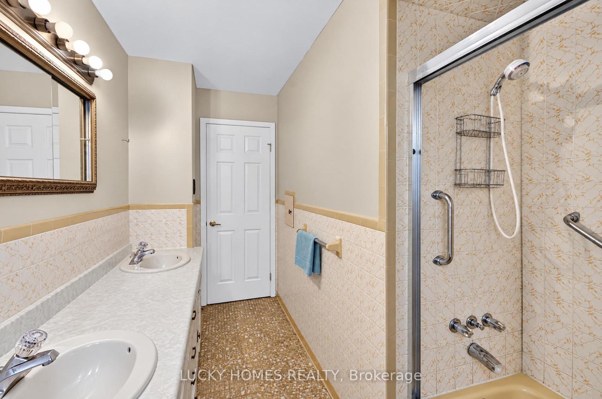 Photo 32 of 3061 Lloyd George Boulevard, Windsor, Fontainbleu — HOMEH