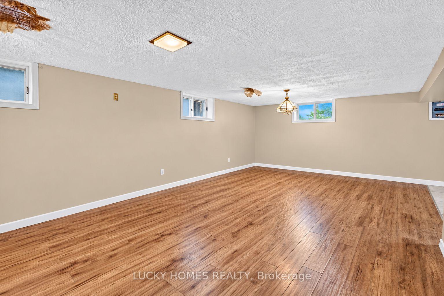 Photo 34 of 3061 Lloyd George Boulevard, Windsor, Fontainbleu — HOMEH