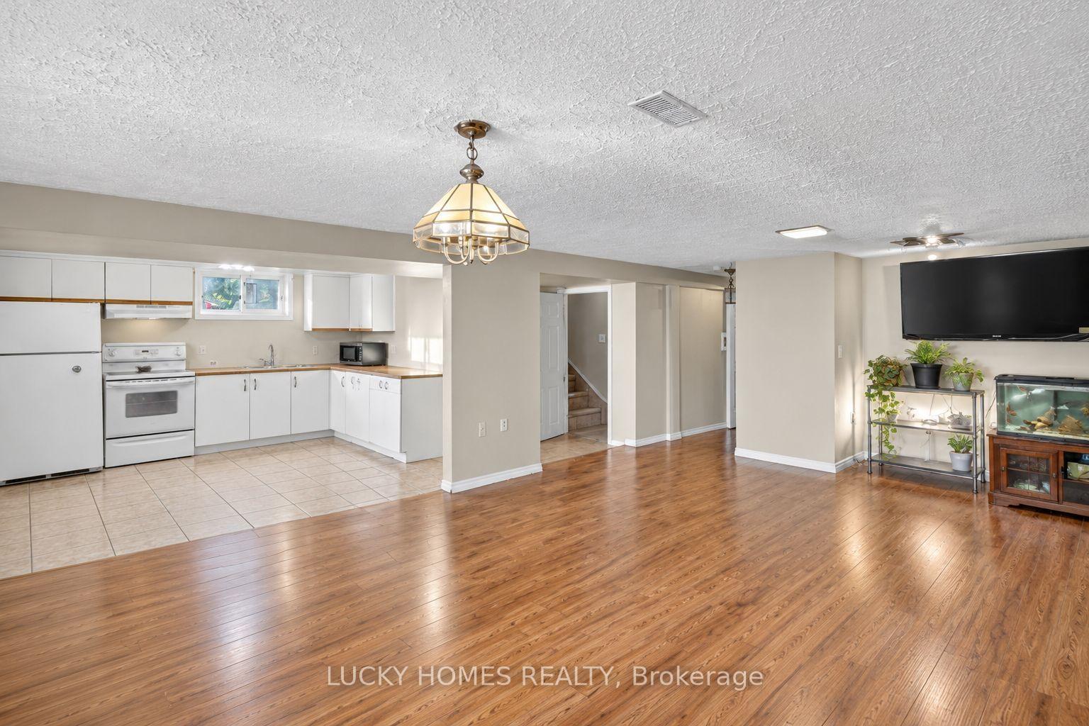 Photo 37 of 3061 Lloyd George Boulevard, Windsor, Fontainbleu — HOMEH