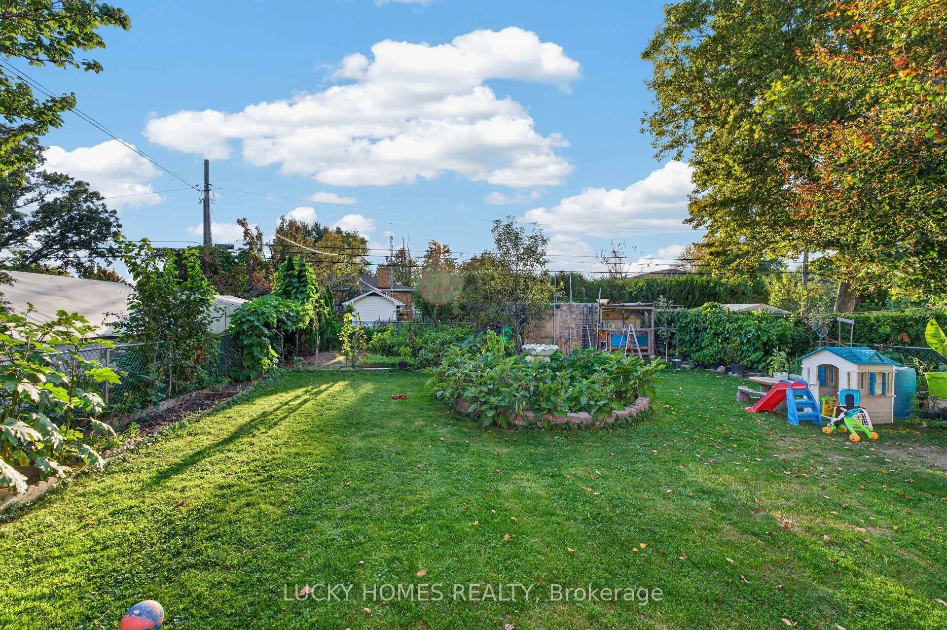 Photo 50 of 3061 Lloyd George Boulevard, Windsor, Fontainbleu — HOMEH