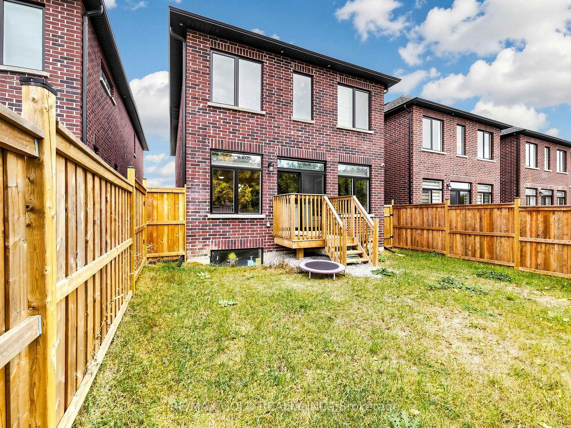 Photo 46 of 77 Chelliah Court, Scarborough, Rouge — HOMEH
