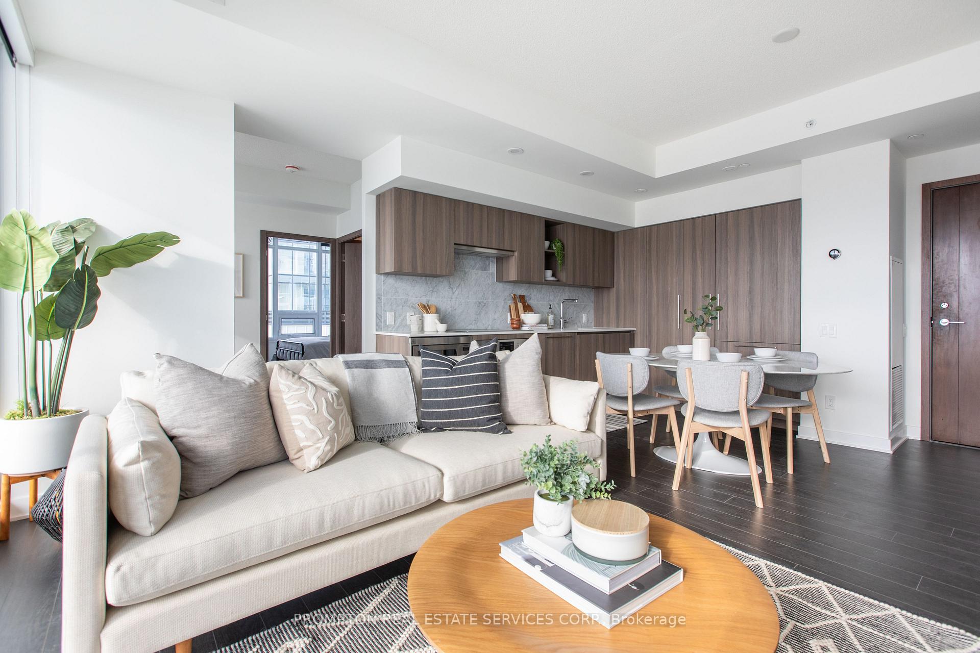 Photo 2 of Unit 2502, 17 Bathurst Street, Toronto, Waterfront Communities — HOMEH