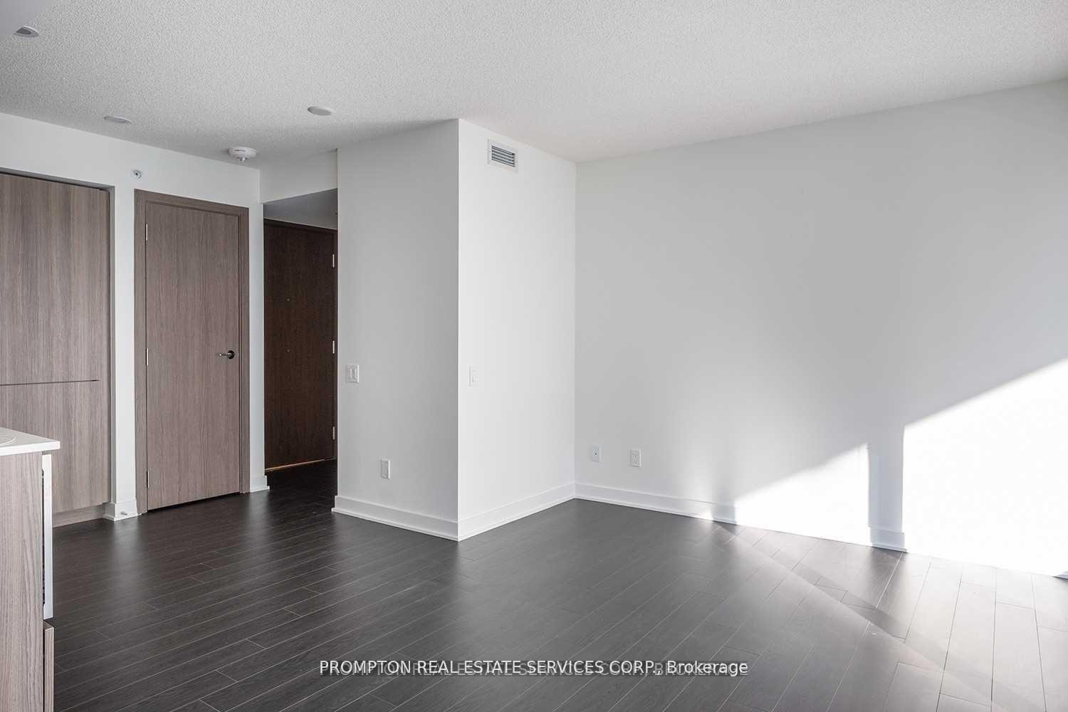 Photo 8 of Unit 2502, 17 Bathurst Street, Toronto, Waterfront Communities — HOMEH