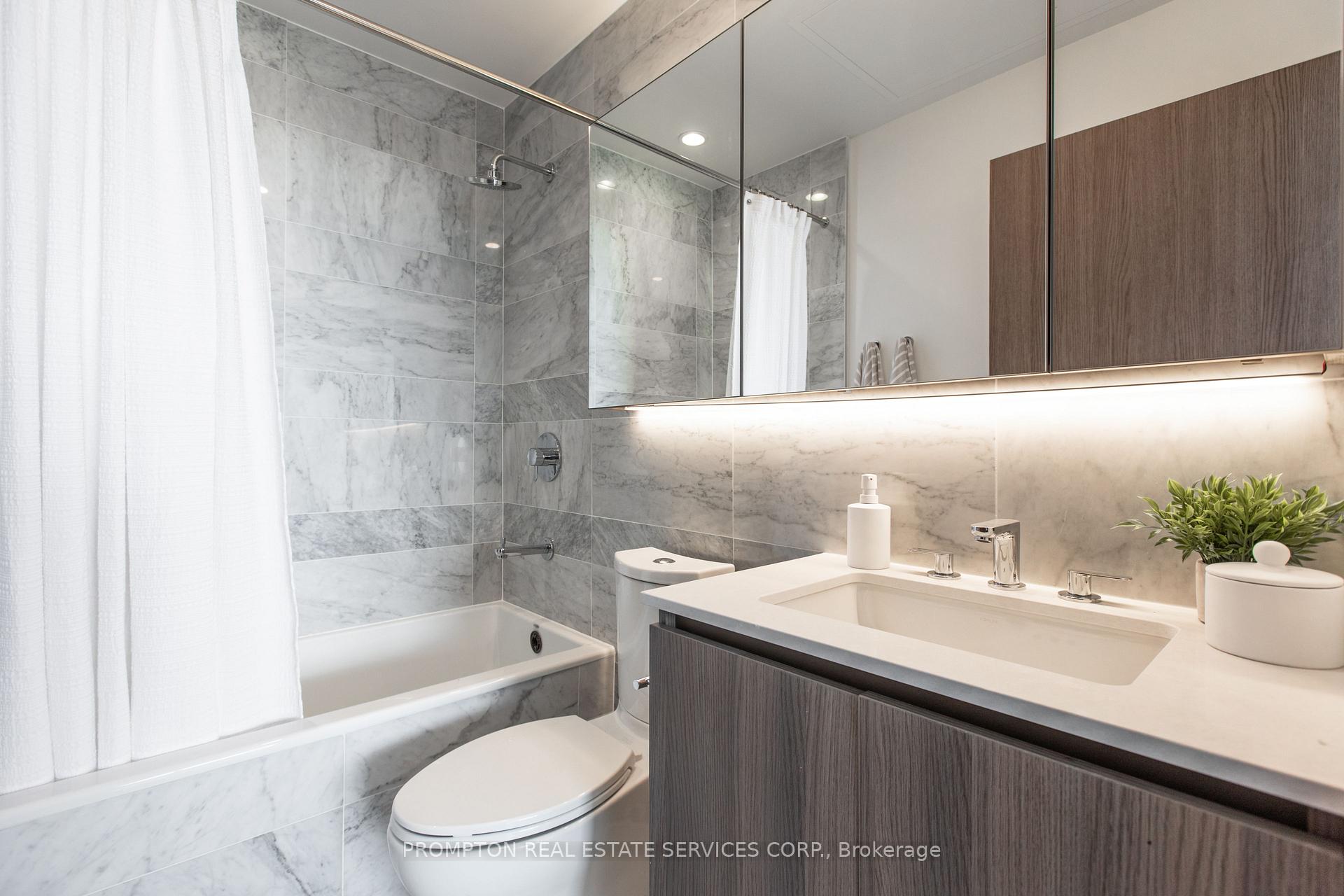Photo 12 of Unit 2502, 17 Bathurst Street, Toronto, Waterfront Communities — HOMEH