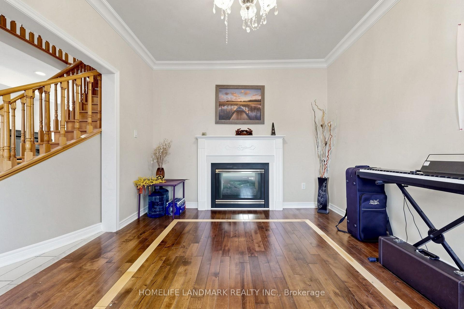 Photo 3 of 1 Trent Street, Aurora, Bayview Wellington — HOMEH