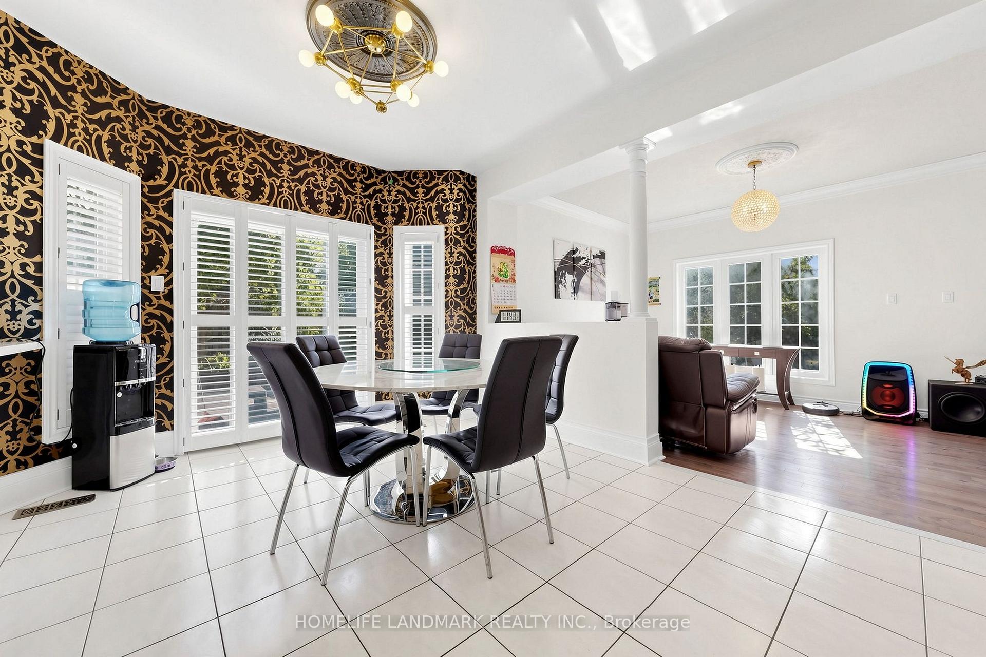 Photo 9 of 1 Trent Street, Aurora, Bayview Wellington — HOMEH