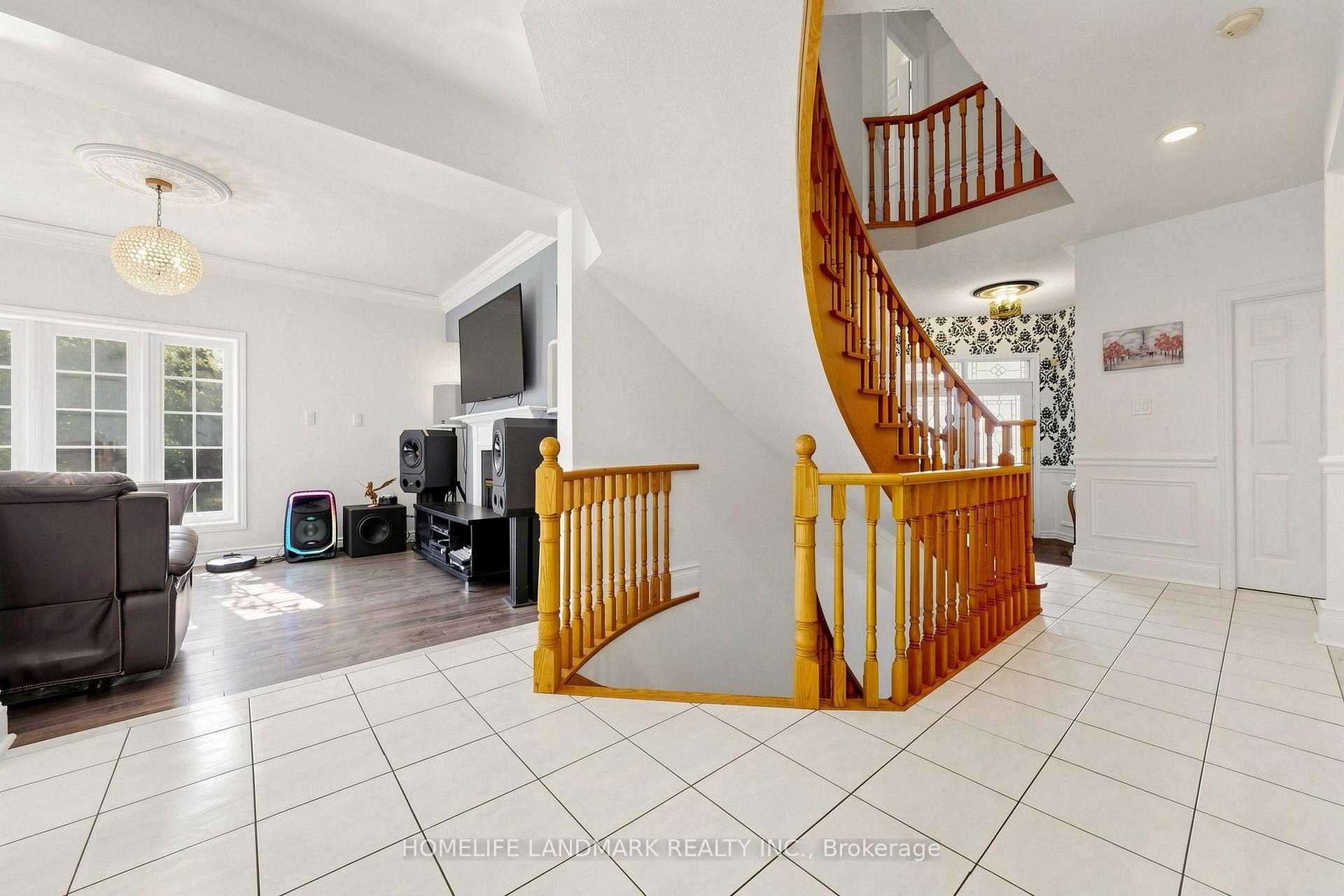 Photo 20 of 1 Trent Street, Aurora, Bayview Wellington — HOMEH