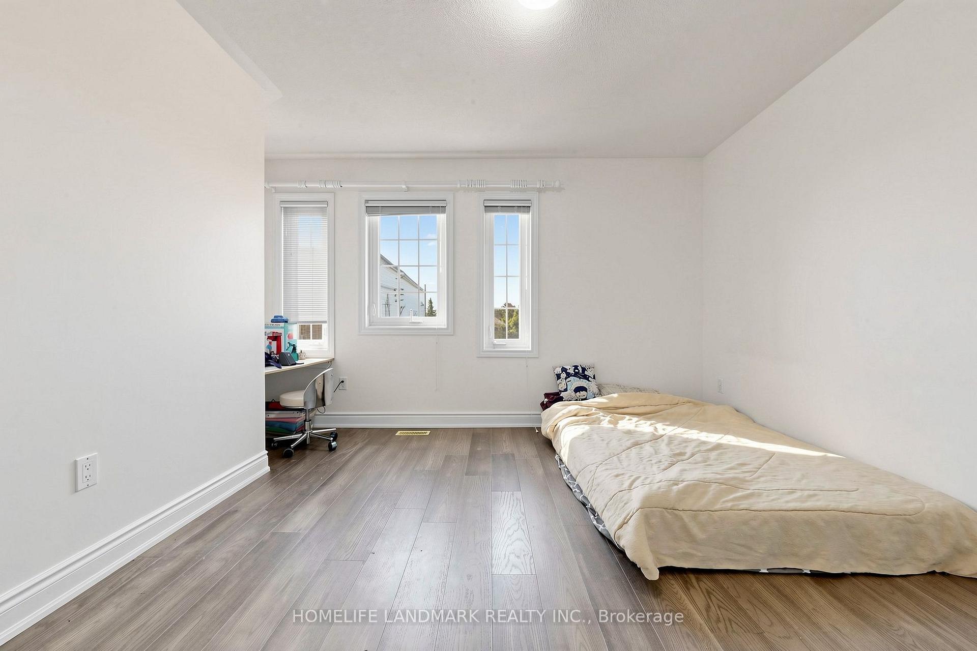 Photo 28 of 1 Trent Street, Aurora, Bayview Wellington — HOMEH