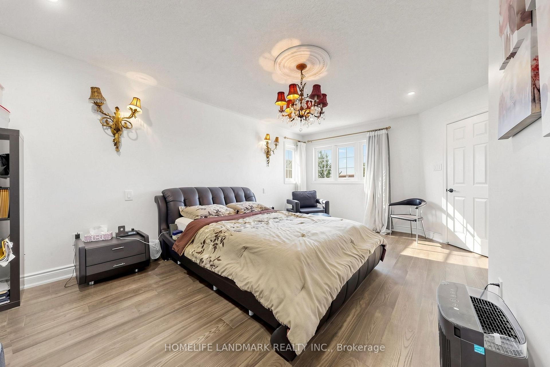 Photo 31 of 1 Trent Street, Aurora, Bayview Wellington — HOMEH