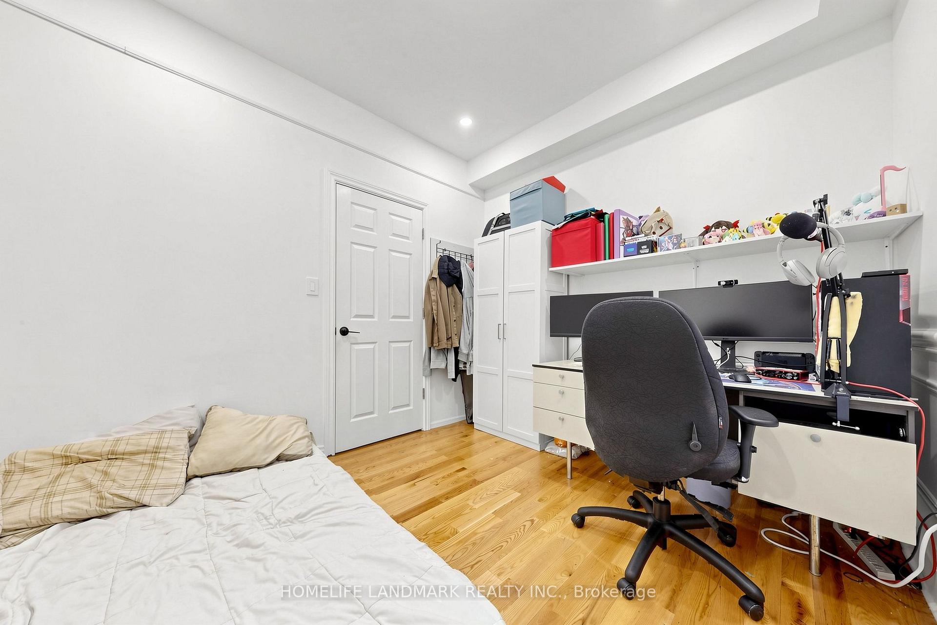 Photo 37 of 1 Trent Street, Aurora, Bayview Wellington — HOMEH