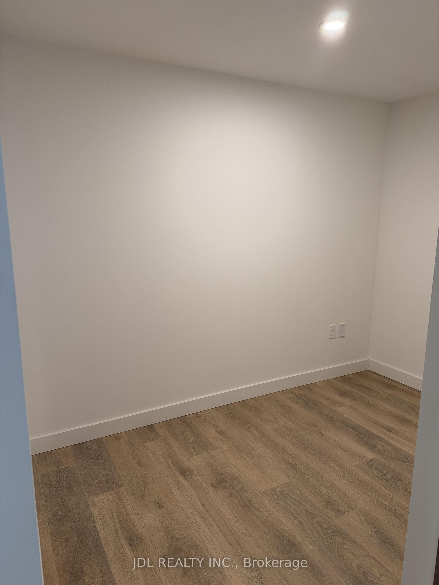 Photo 8 of Unit 702, 1 Concord CityPlace Way, Toronto, Waterfront Communities — HOMEH