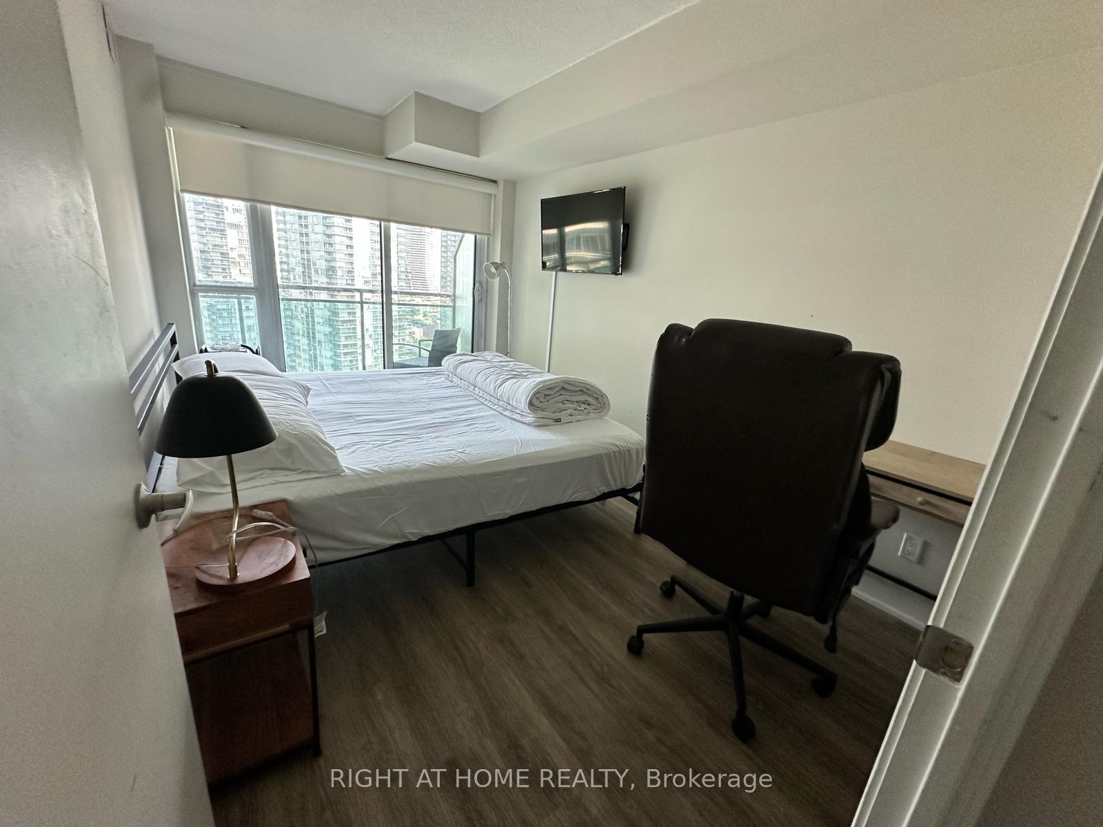 Photo 6 of Unit 155, 155 Legion Road N, Etobicoke, Mimico — HOMEH