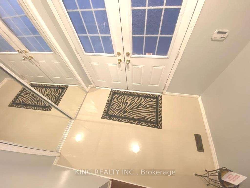 Photo 4 of 72 Baylawn Circle S, Brampton, Bram East — HOMEH