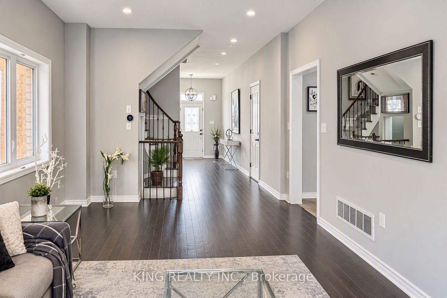 Photo 12 of 72 Baylawn Circle S, Brampton, Bram East — HOMEH
