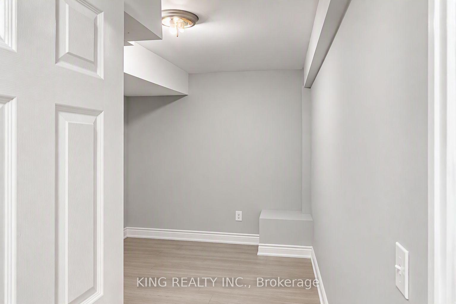 Photo 38 of 72 Baylawn Circle S, Brampton, Bram East — HOMEH