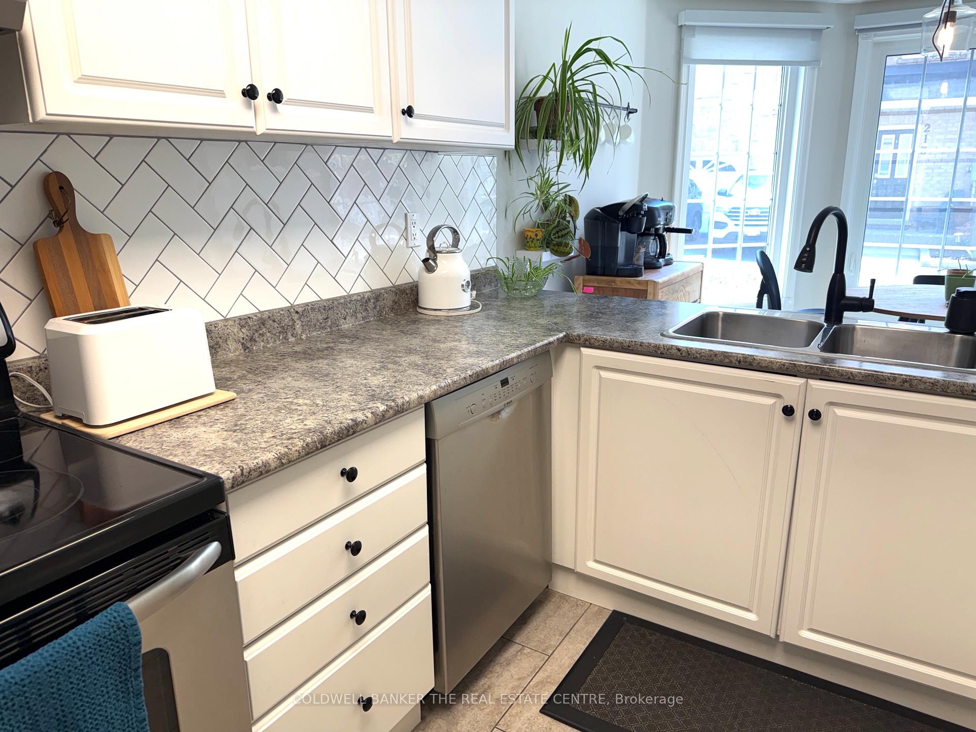 Photo 9 of Unit 107, 2055 Walkers Line, Burlington, Rose — HOMEH