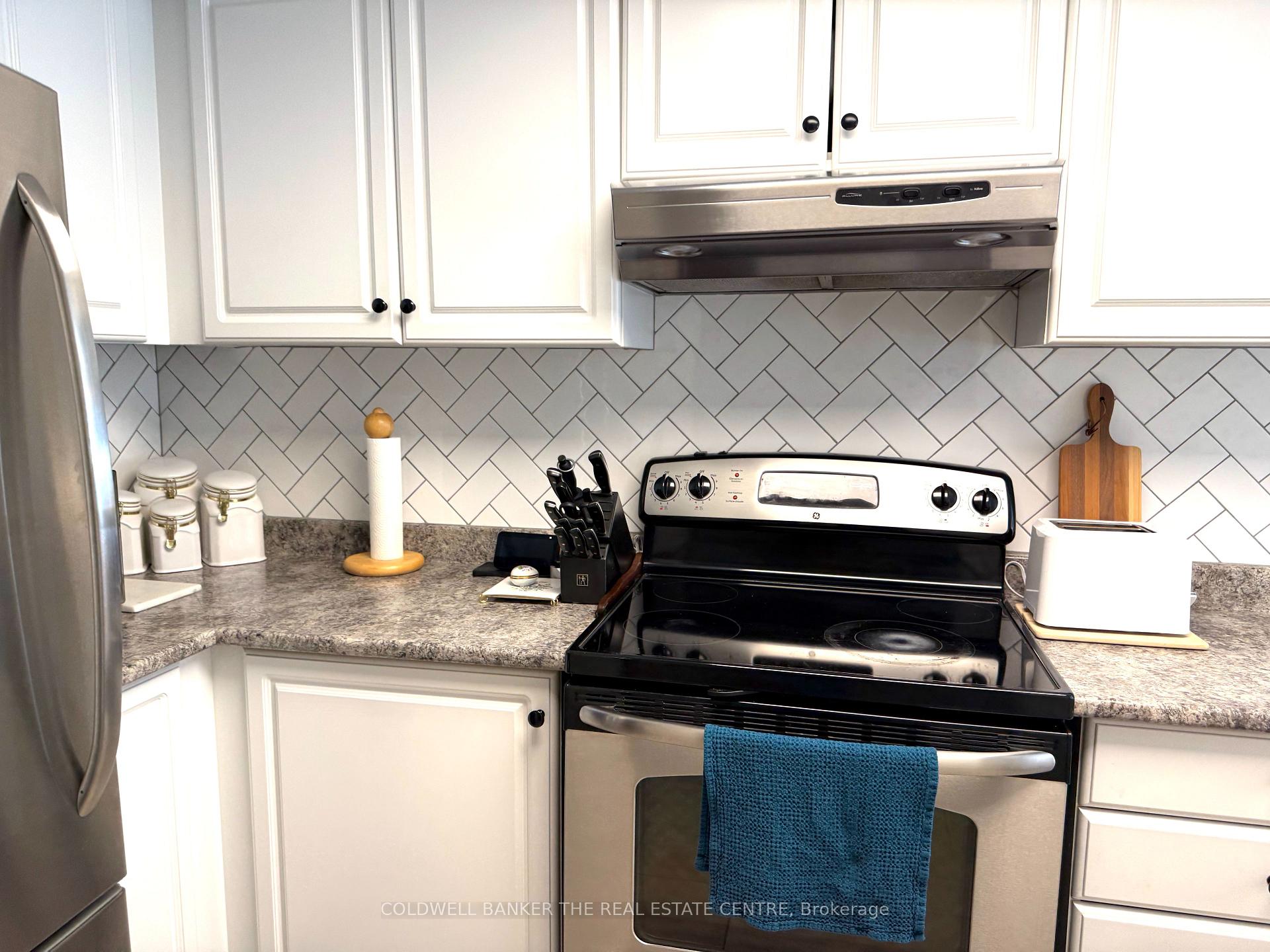 Photo 10 of Unit 107, 2055 Walkers Line, Burlington, Rose — HOMEH