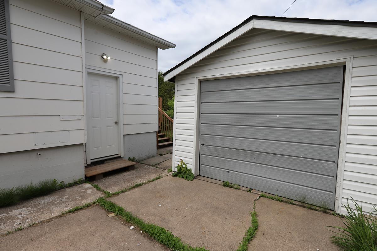 Photo 5 of 150 Henrietta Avenue, Sault Ste Marie, Ward 4 — HOMEH