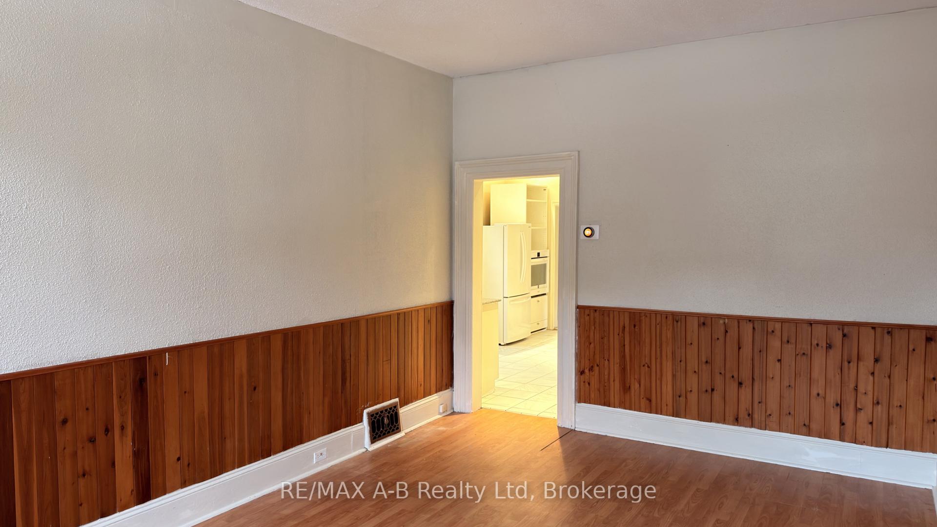 Photo 6 of 21 Henry Street, Cambridge, Christopher-Champlain — HOMEH