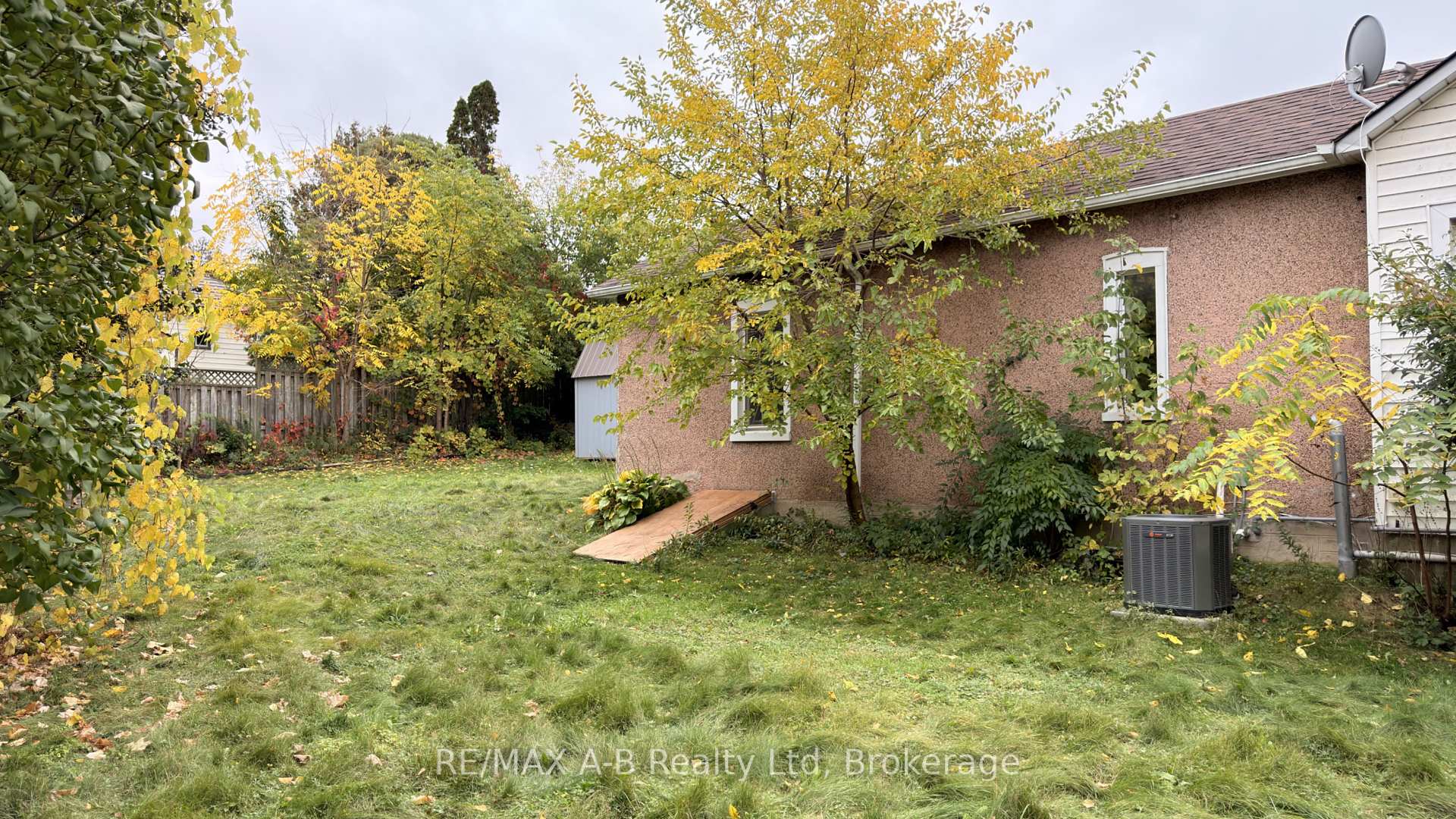 Photo 37 of 21 Henry Street, Cambridge, Christopher-Champlain — HOMEH