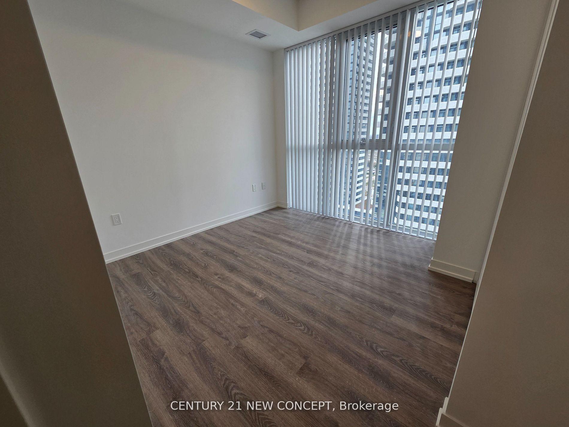 Photo 4 of Unit 1802, 8 Interchange Way, Vaughan, Vaughan Corporate Centre — HOMEH