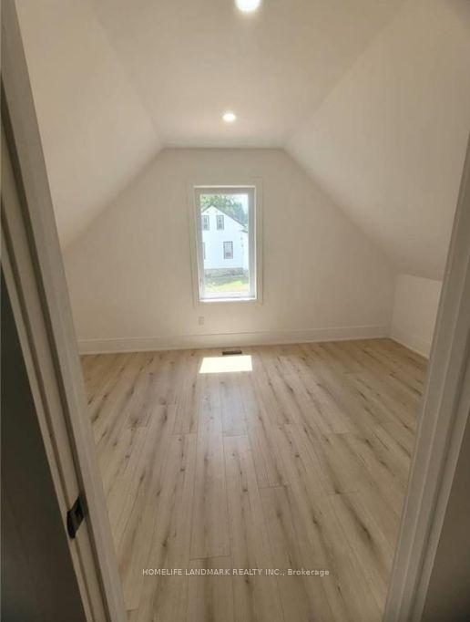 Photo 13 of 33 Bobcaygeon Road, Minden Hills, Lutterworth — HOMEH