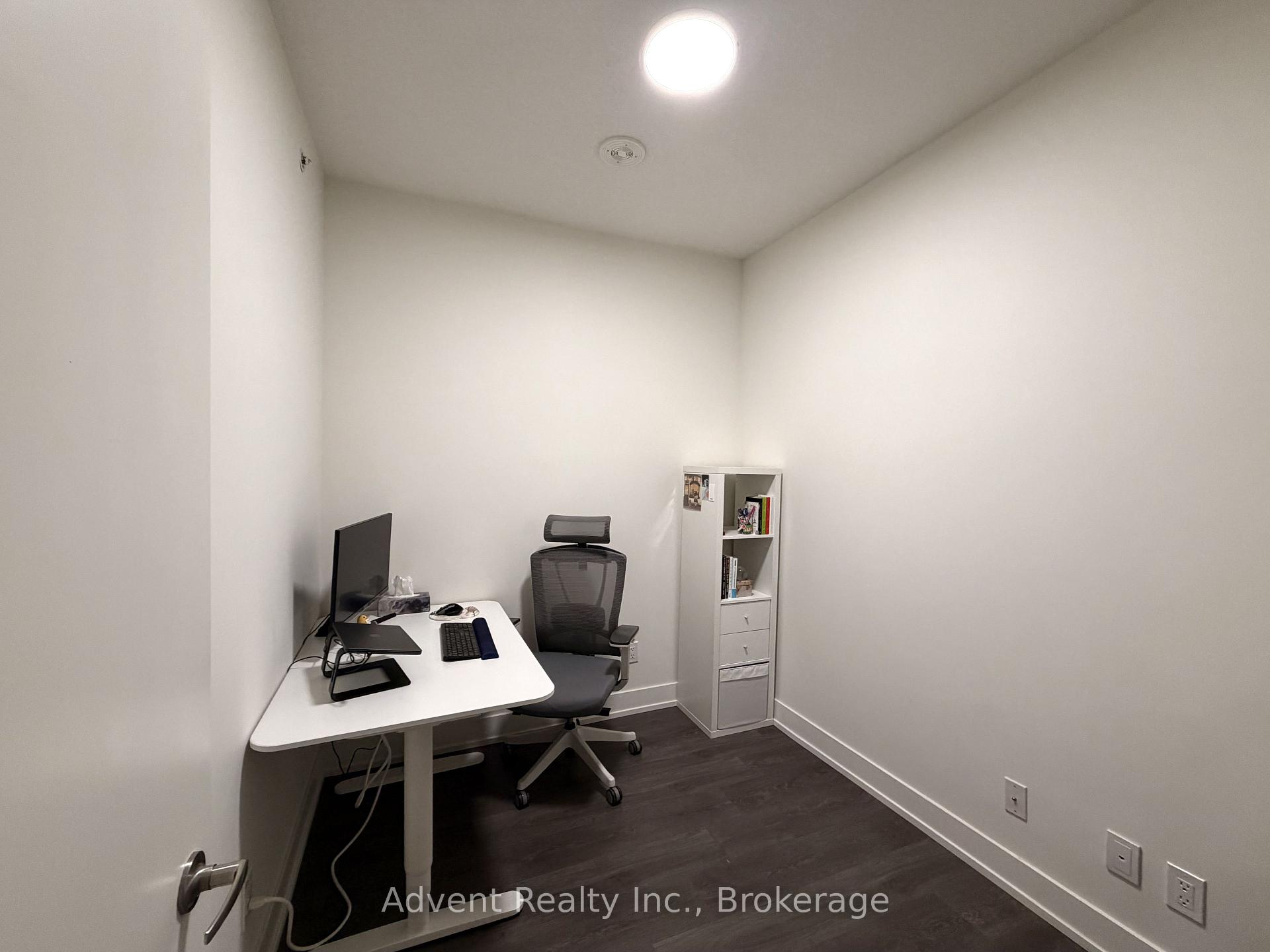 Photo 8 of Unit 1113, 180 Fairview Mall Drive, North York, Don Valley Village — HOMEH