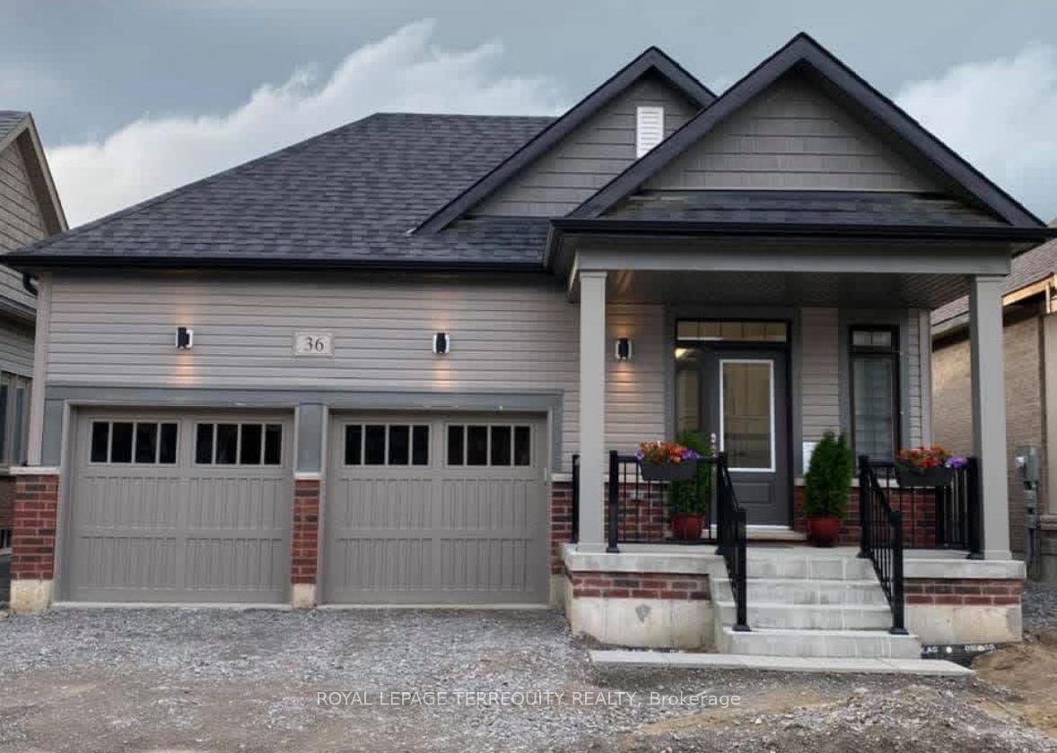Photo 1 of 36 Pietrowski Drive, Georgina, Keswick North — HOMEH
