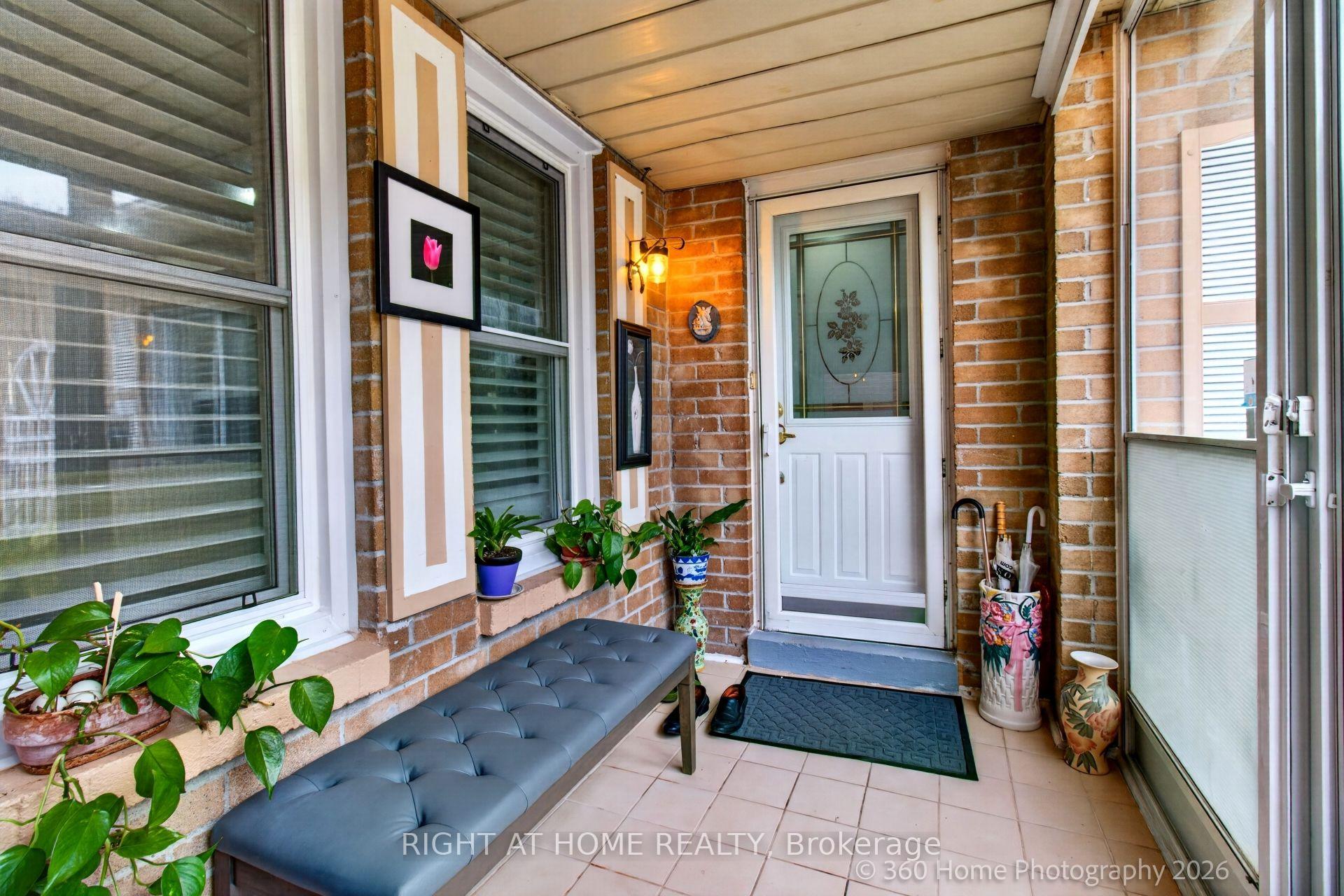 Photo 20 of 57 Cornwall Drive, Ajax, Central — HOMEH
