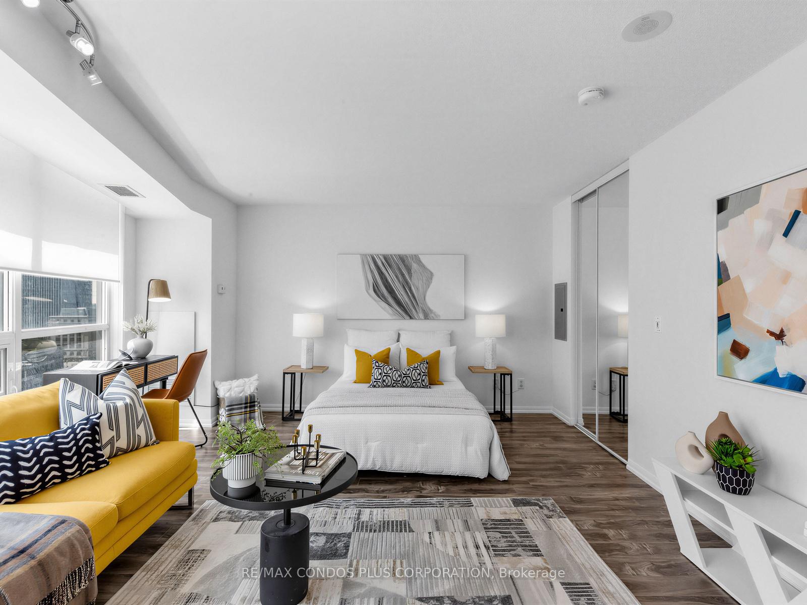 Photo 6 of Unit 1012, 18 Yonge Street, Toronto, Waterfront Communities — HOMEH