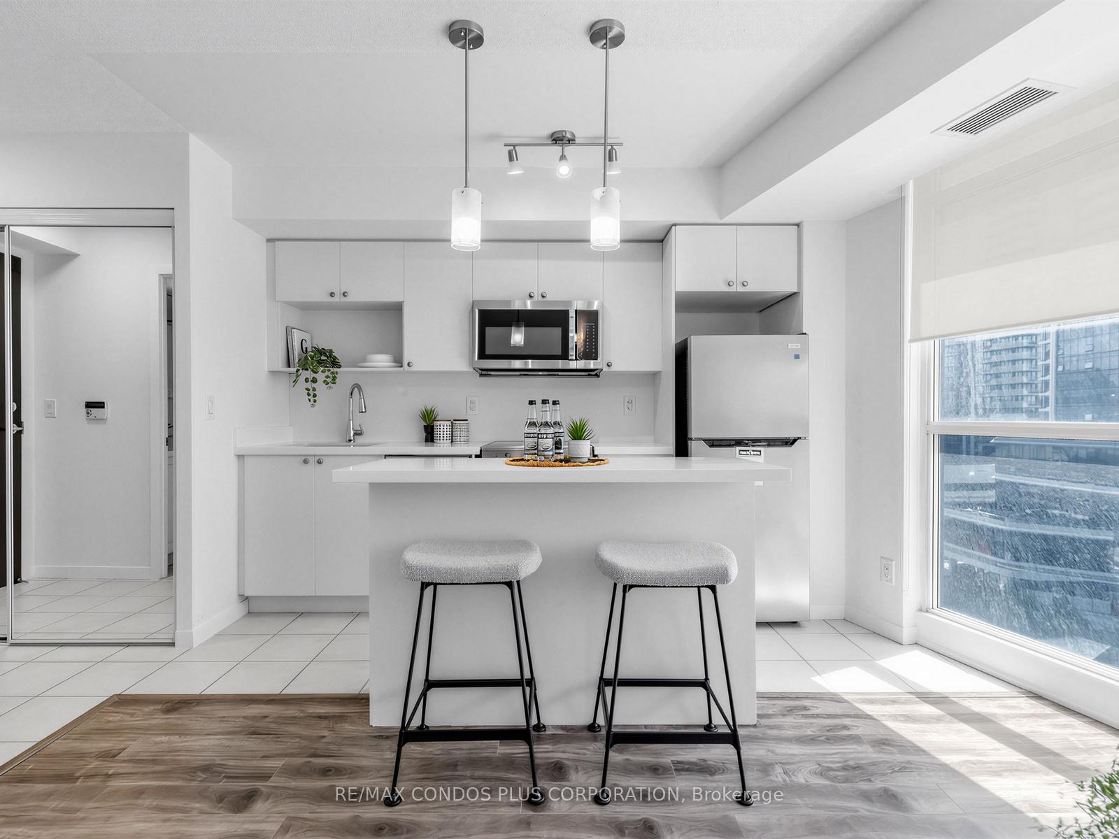 Photo 9 of Unit 1012, 18 Yonge Street, Toronto, Waterfront Communities — HOMEH