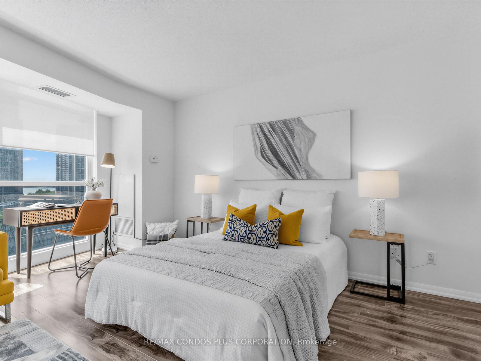 Photo 16 of Unit 1012, 18 Yonge Street, Toronto, Waterfront Communities — HOMEH