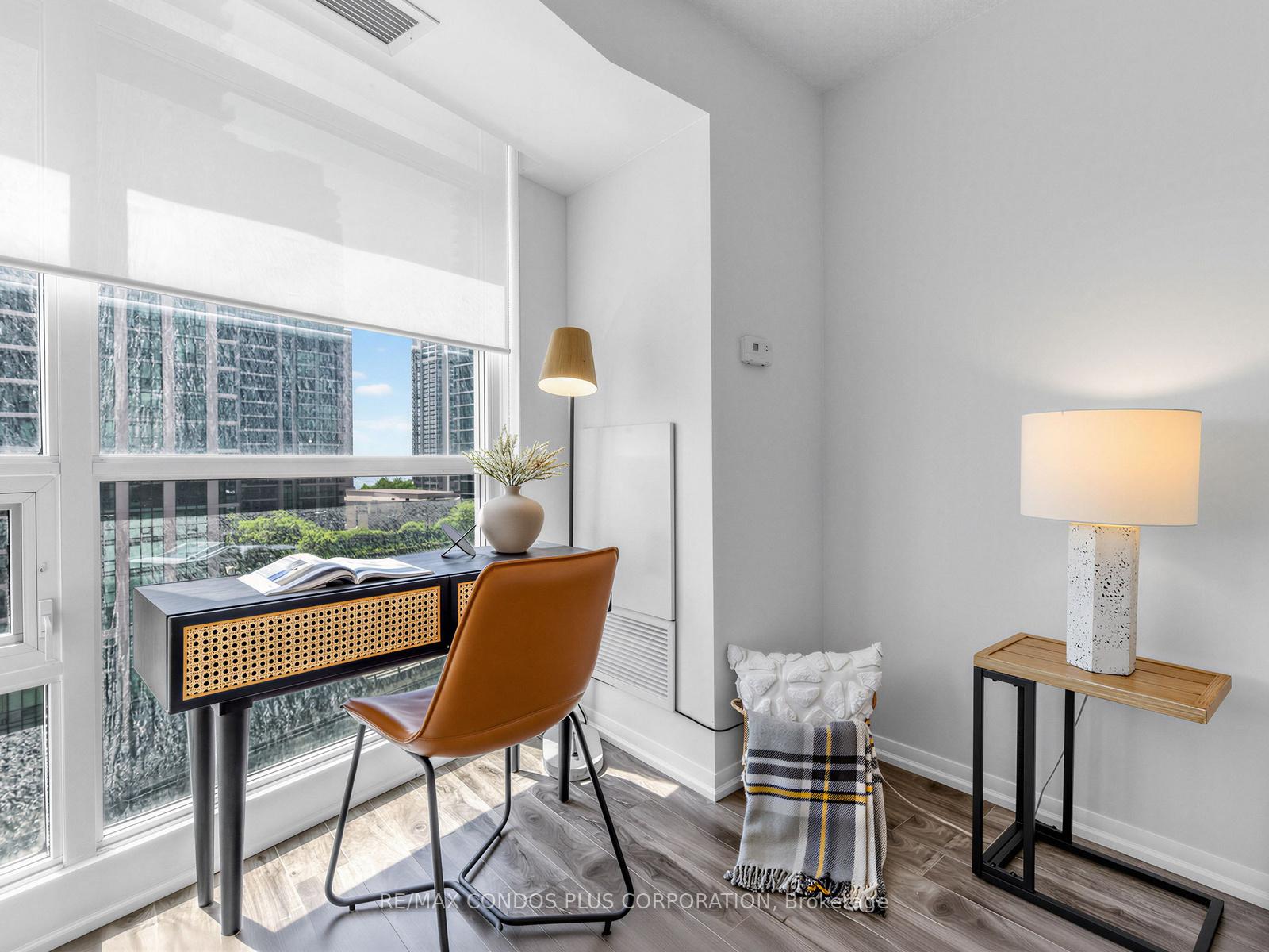 Photo 18 of Unit 1012, 18 Yonge Street, Toronto, Waterfront Communities — HOMEH