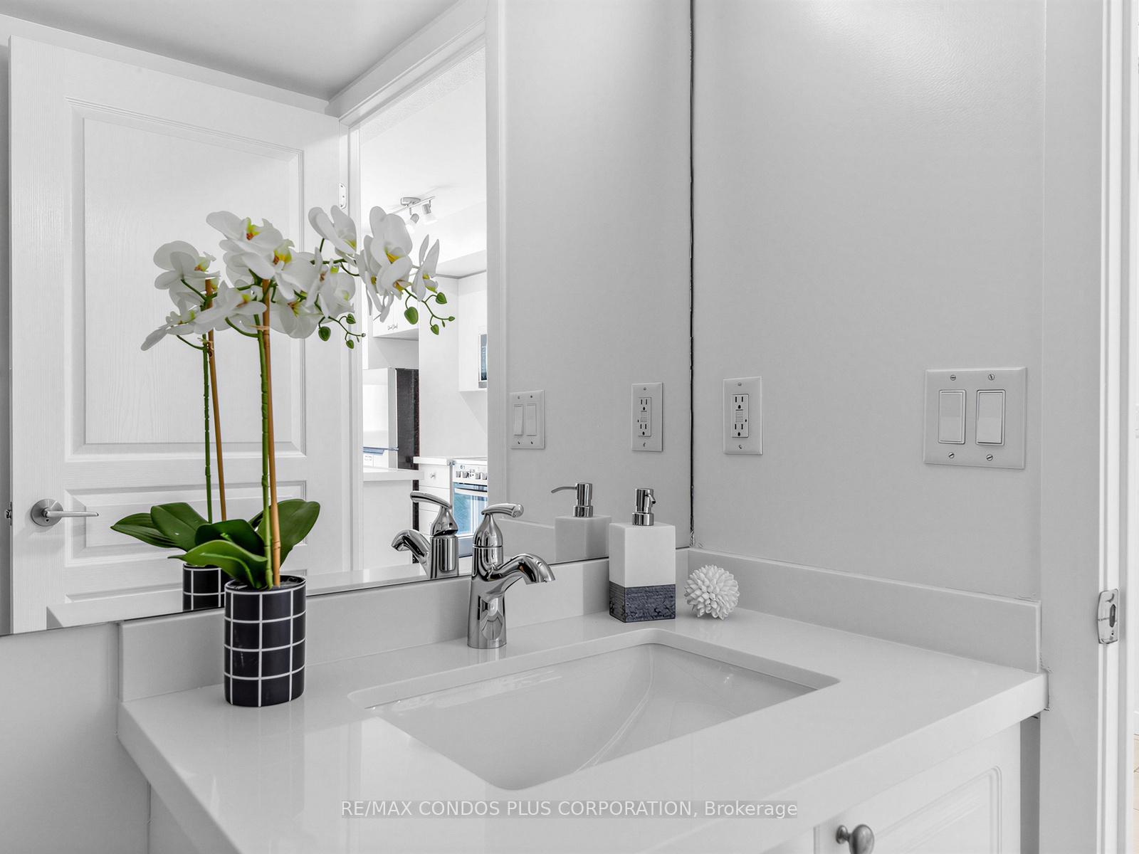 Photo 26 of Unit 1012, 18 Yonge Street, Toronto, Waterfront Communities — HOMEH