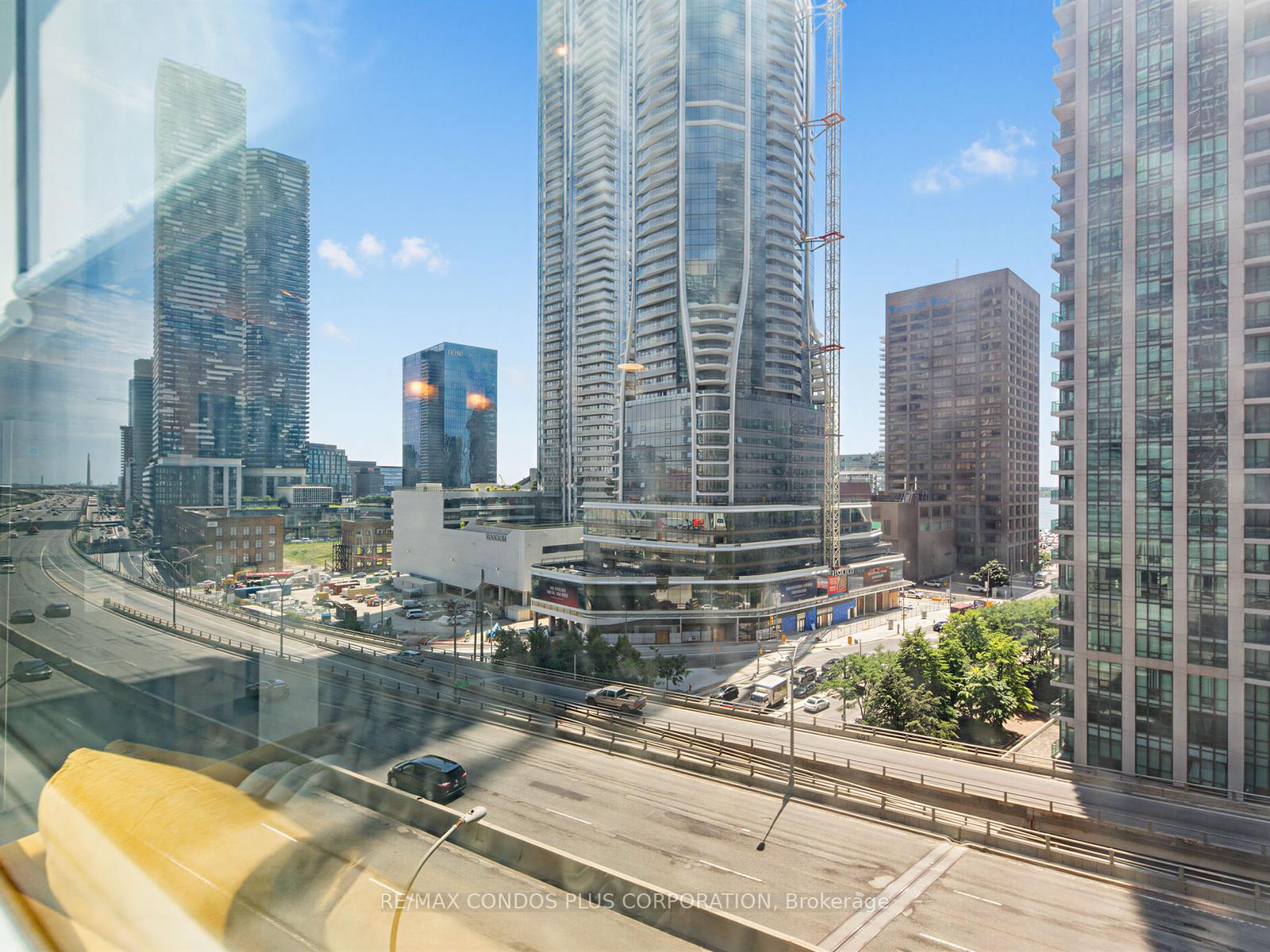 Photo 27 of Unit 1012, 18 Yonge Street, Toronto, Waterfront Communities — HOMEH