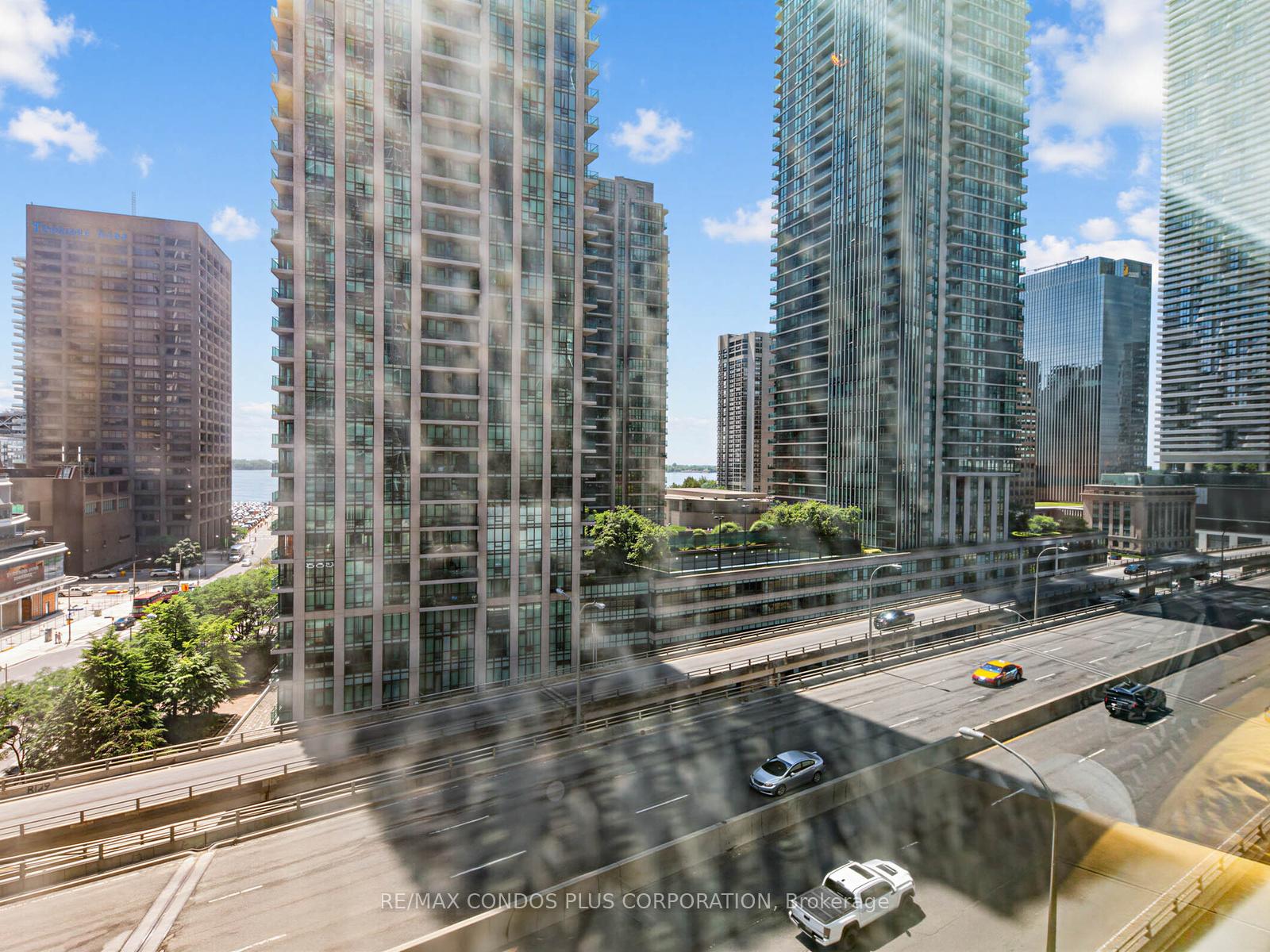 Photo 28 of Unit 1012, 18 Yonge Street, Toronto, Waterfront Communities — HOMEH