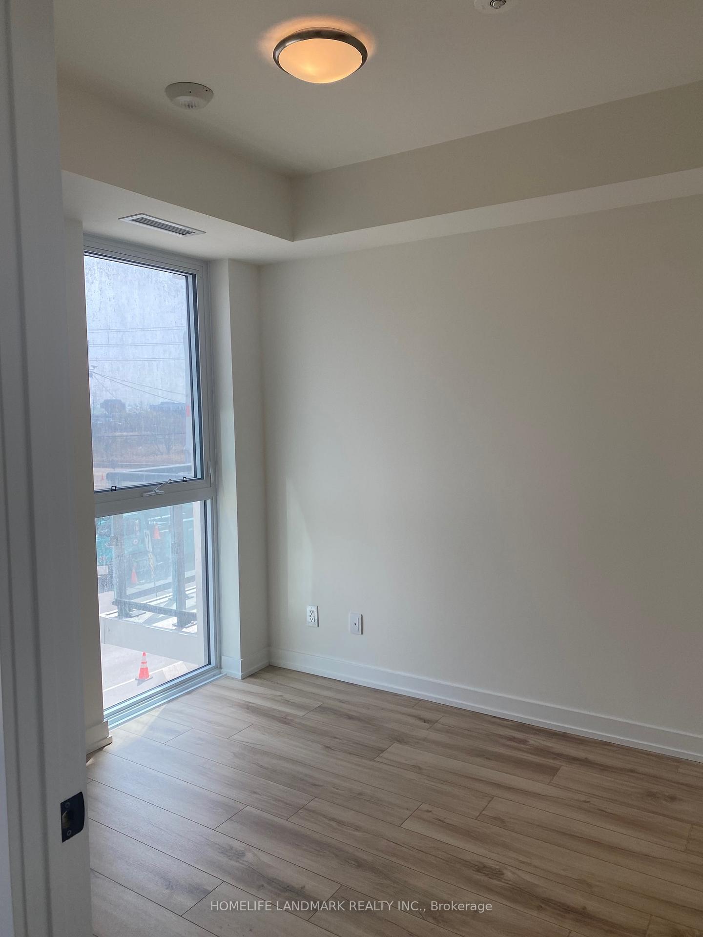 Photo 3 of Unit 207, 335 Wheat boom Drive S, Oakville, Joshua Meadows — HOMEH