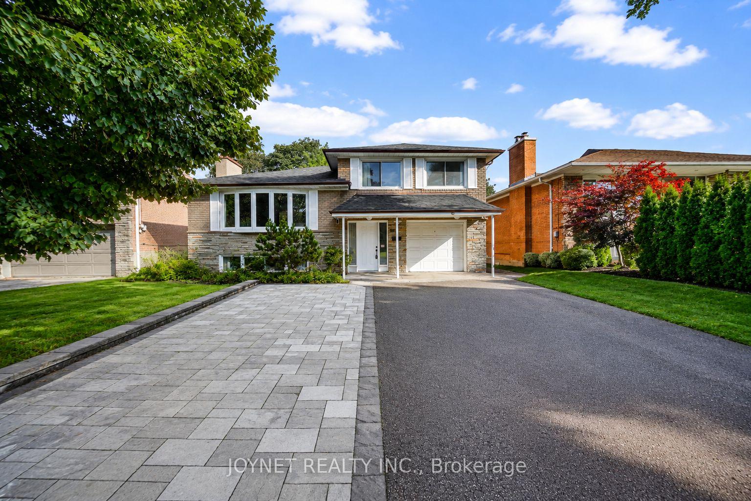 Photo 6 of 42 Brucedale Crescent, North York, Bayview Village — HOMEH