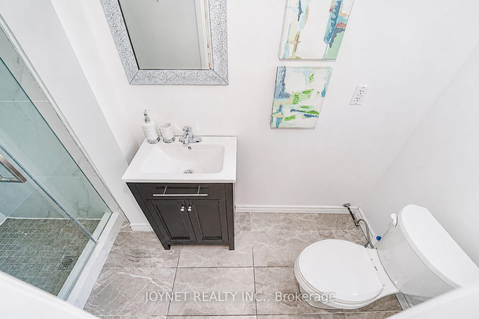Photo 9 of 42 Brucedale Crescent, North York, Bayview Village — HOMEH