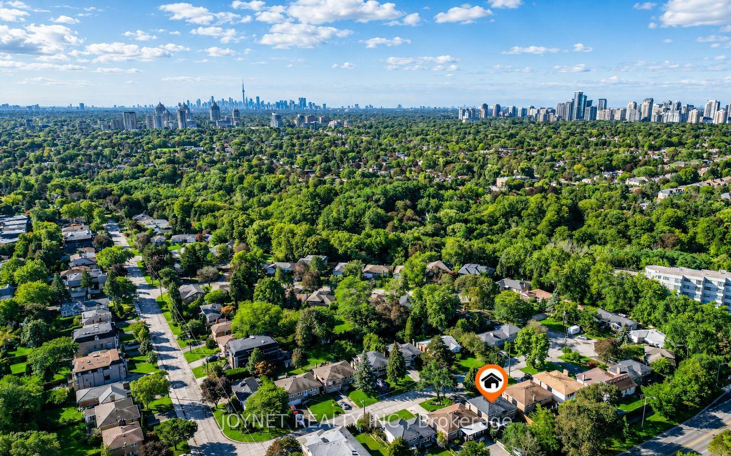 Photo 35 of 42 Brucedale Crescent, North York, Bayview Village — HOMEH