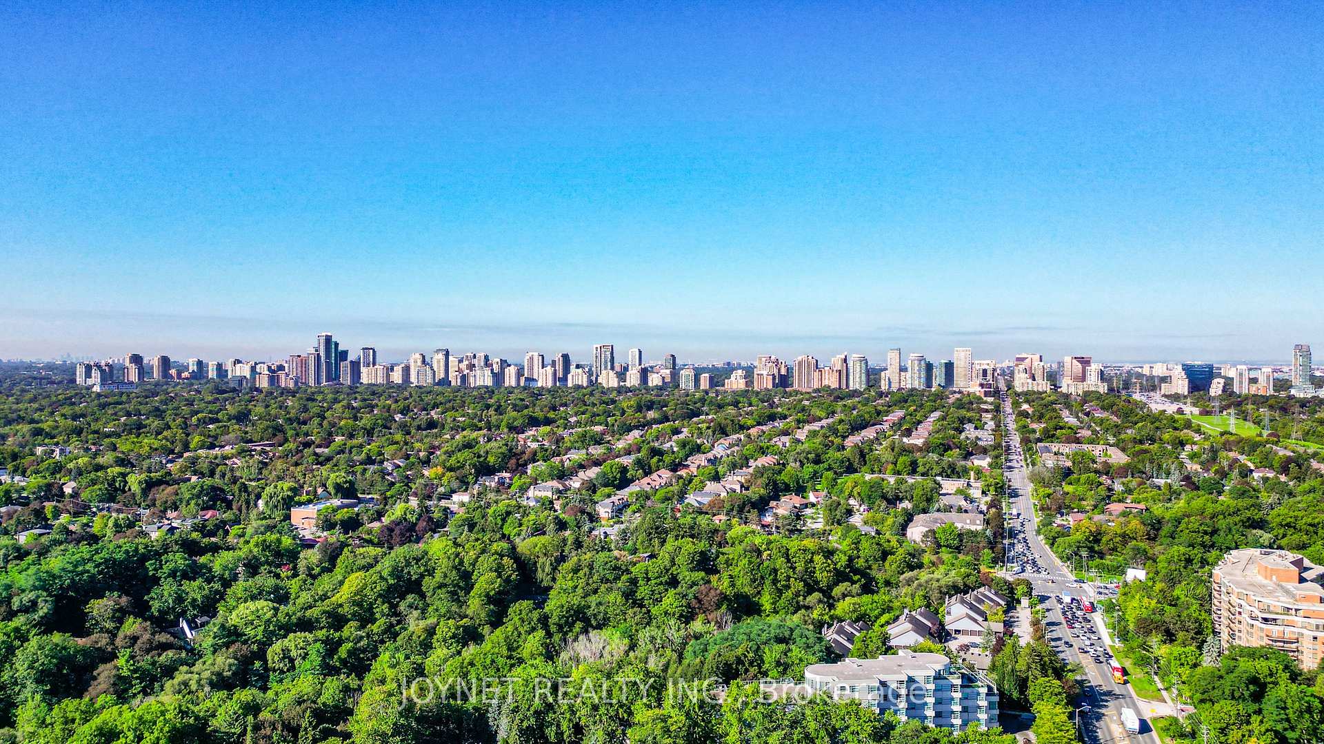 Photo 39 of 42 Brucedale Crescent, North York, Bayview Village — HOMEH