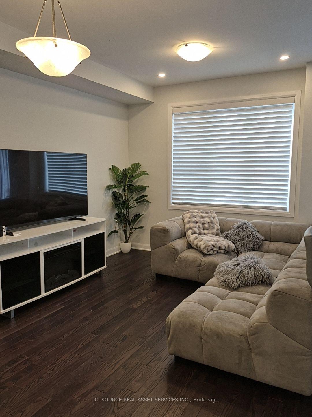 Photo 4 of 351 Raheen Court, Ottawa, Barrhaven - Half Moon Bay — HOMEH